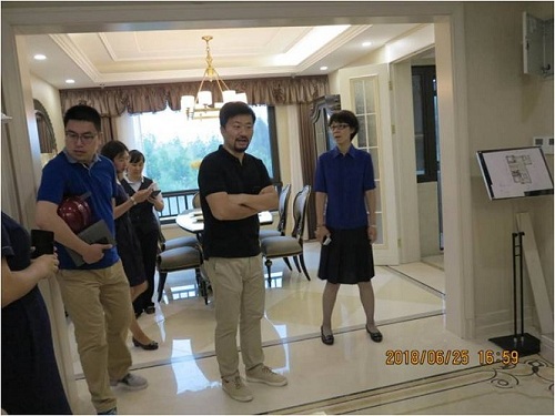 Adm Officials of AIIB Pay Visit to Building 12 Qijiayuan DRC