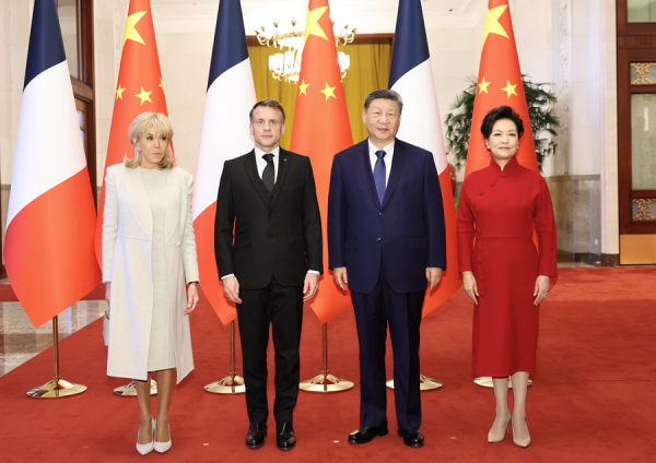 President Xi Jinping Holds Talks with French President Emmanuel Macron